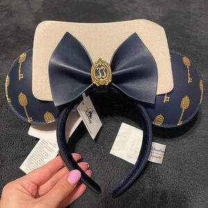 SOLD! Exclusive Club 33 - Disney ears